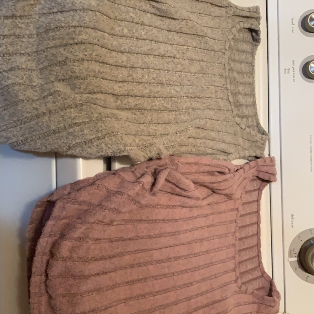 Woman’s Tops